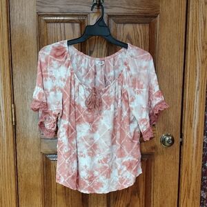 Beautiful Women's Coral & White Short Sleeve Crochet Lace Trim Top M*